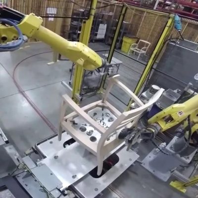 robot-stolice